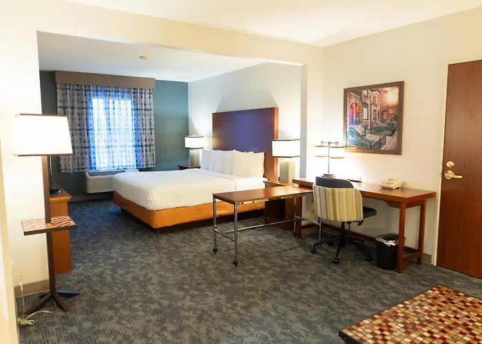 La Quinta By Wyndham Bannockburn-Deerfield